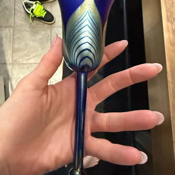 Vintage Artisan Blown Carnival Glass Champagne Flutes - Picture 16 of 16